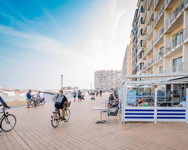 Appartement Zonnig Aan Zee In Mariakerke *